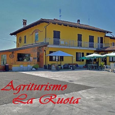 Agriturismo La Ruota Montelupo Albese Exteriér fotografie