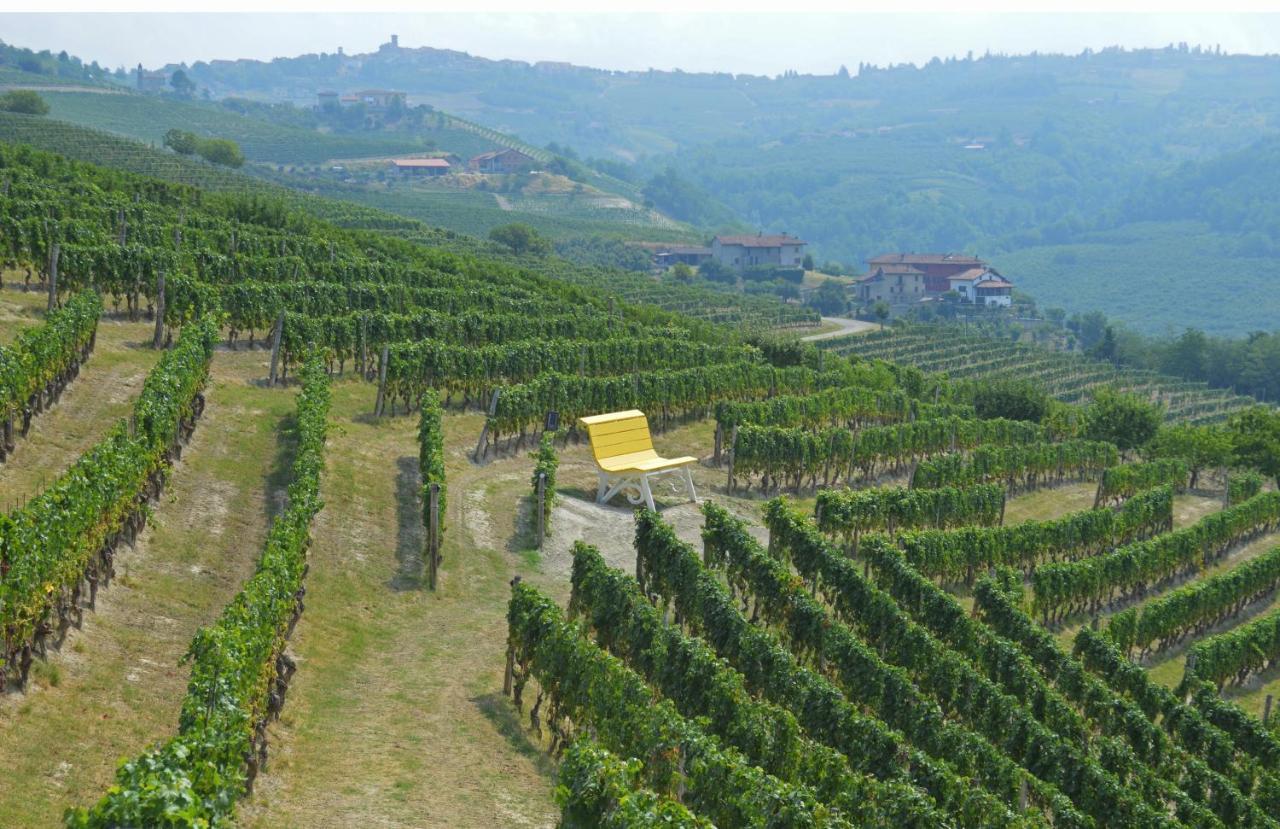 Agriturismo La Ruota Montelupo Albese Exteriér fotografie