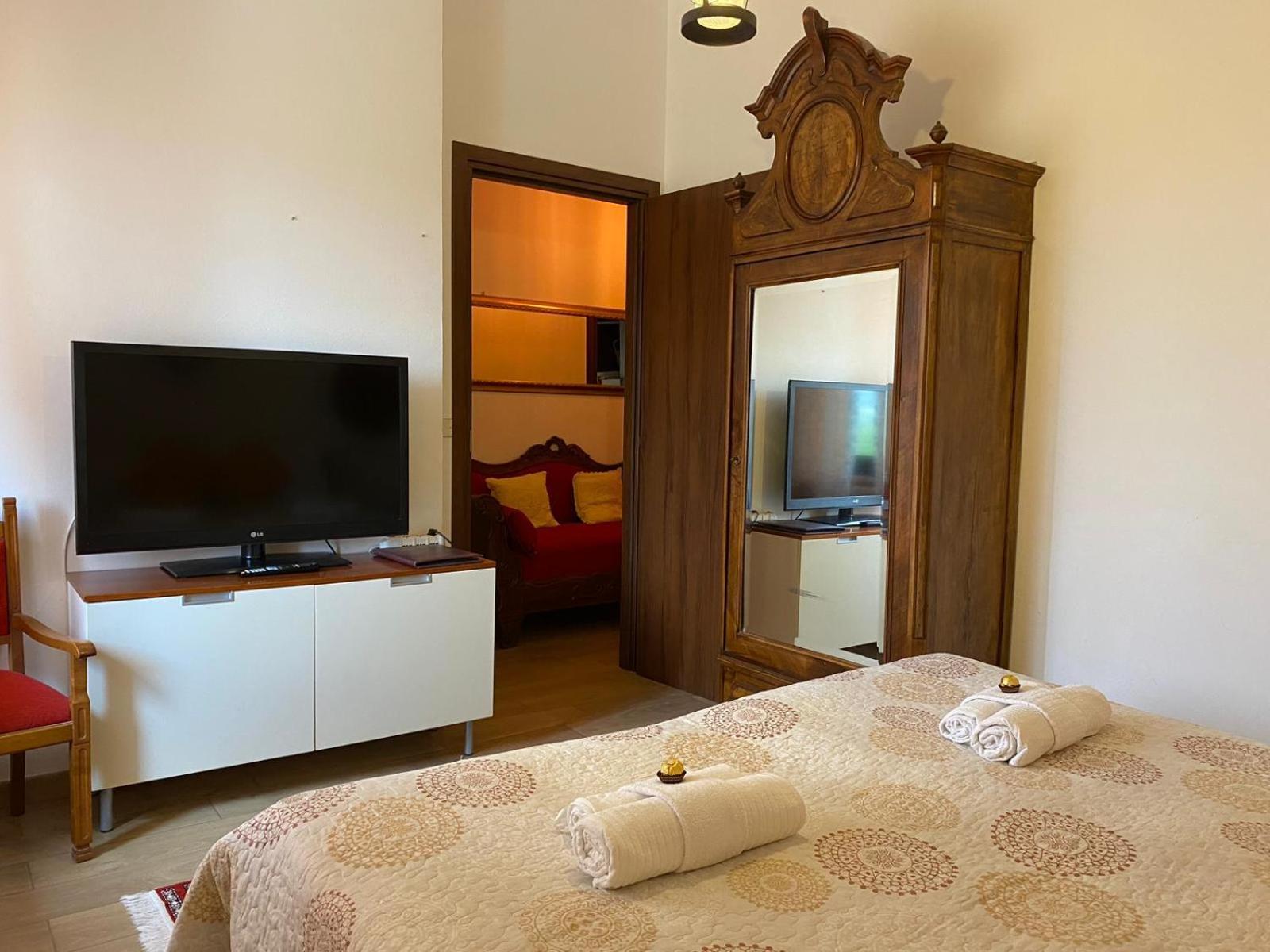 Agriturismo La Ruota Montelupo Albese Exteriér fotografie